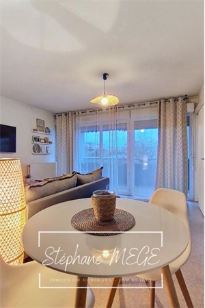 t3 à la vente -   33600  PESSAC, surface 64 m2 vente t3 - UBI460899281